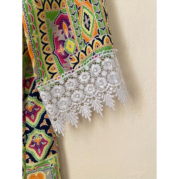 Together Apparel Women's Tunic Top Size S Cold Shoulder Retro Colorful - Picture 4 of 6